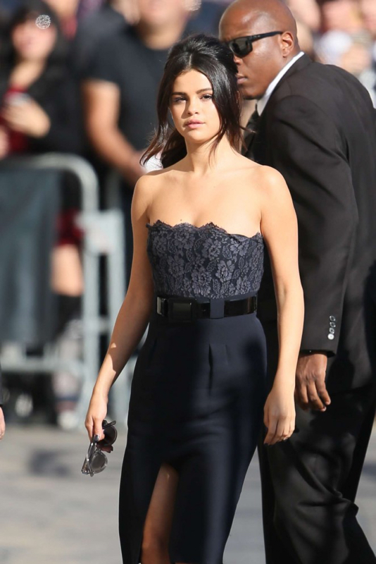 Selena Gomez heading to Jimmy Kimmel - Fashion 90210